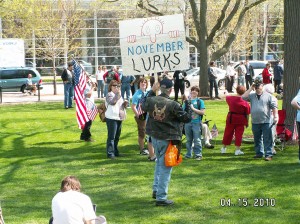 Madison Tea Party 04152010 052
