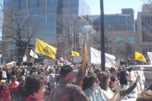 dont-tread-on-me-a-popular-motto-today